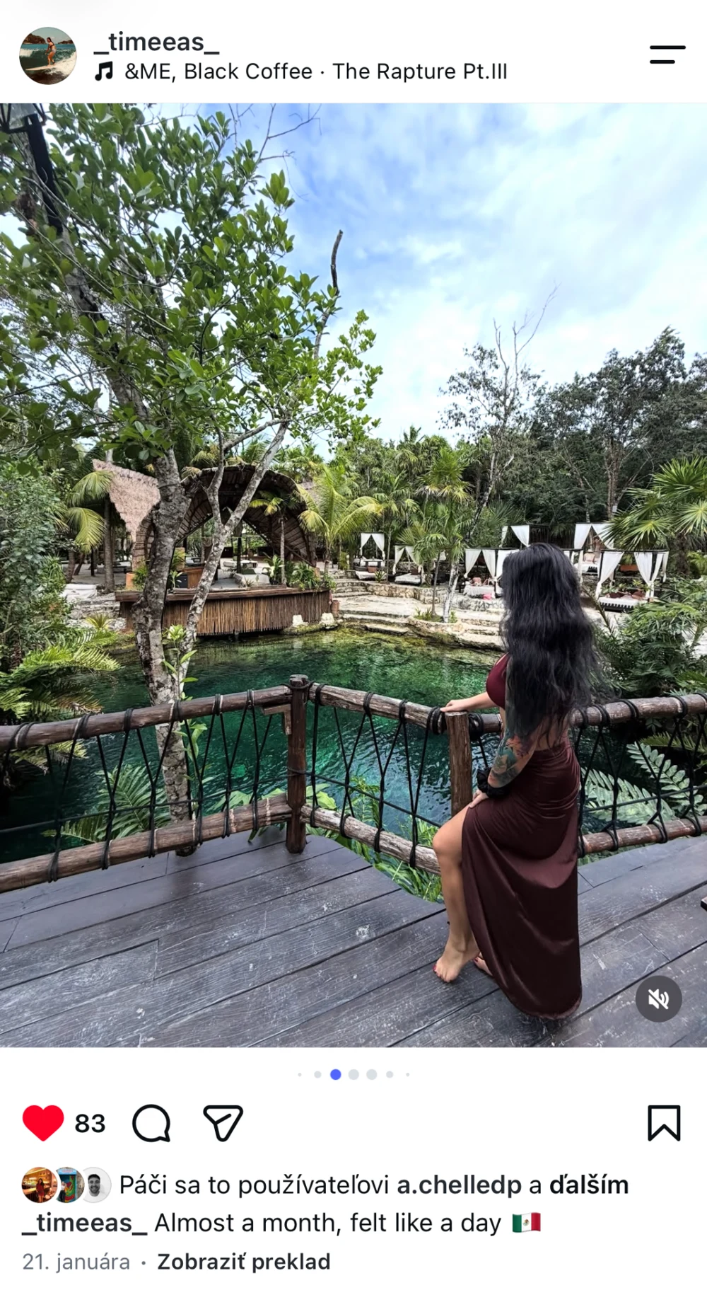 Príspevok @_timeeas_ z Mexika: Pri cenote
